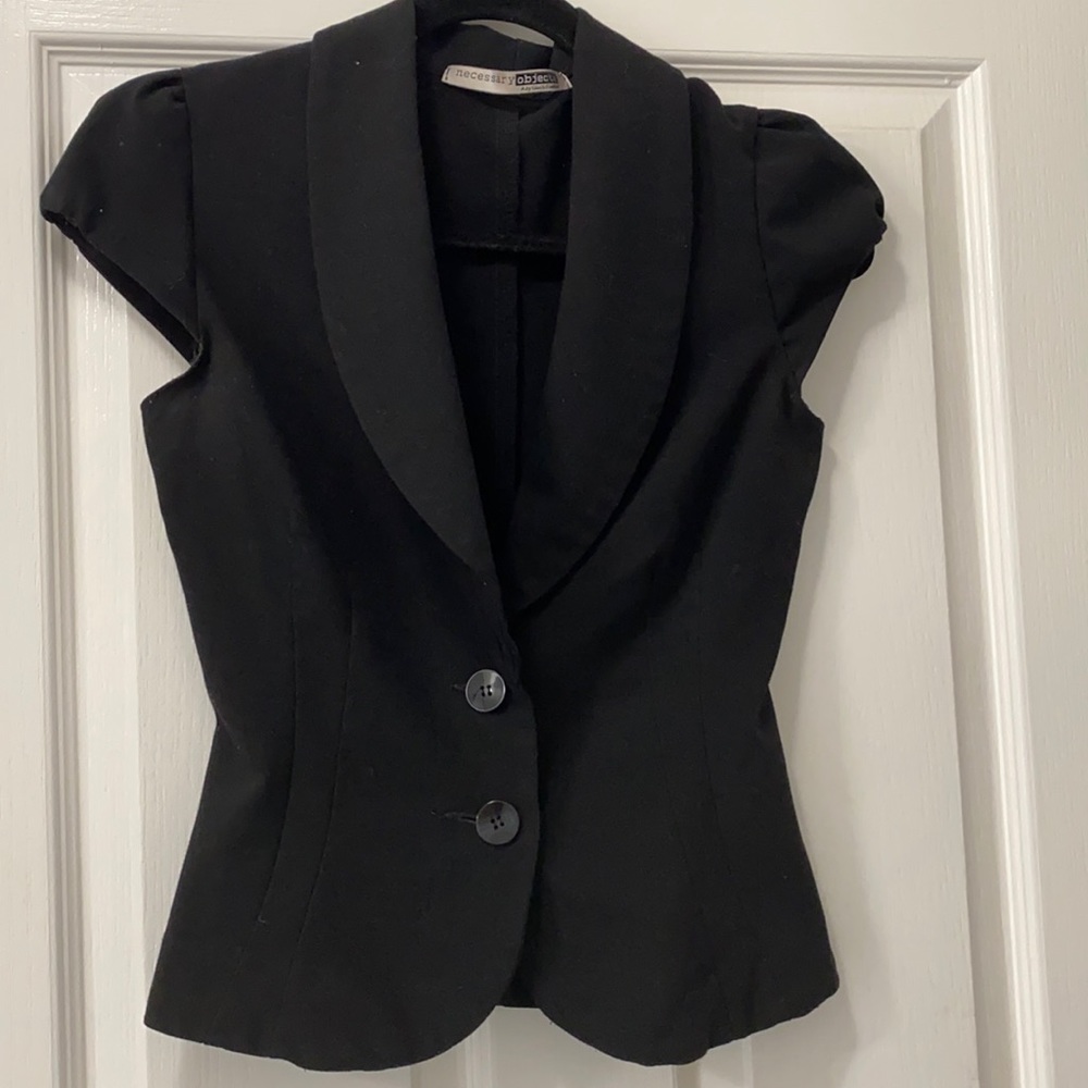 Super flattering top necessary objects brand sz small